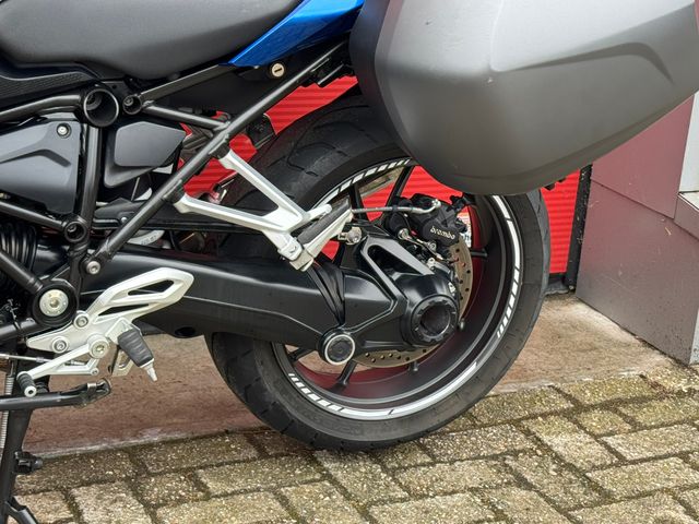 bmw - r-1200-rs