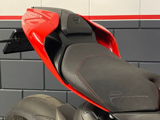 ducati - 1299-panigale
