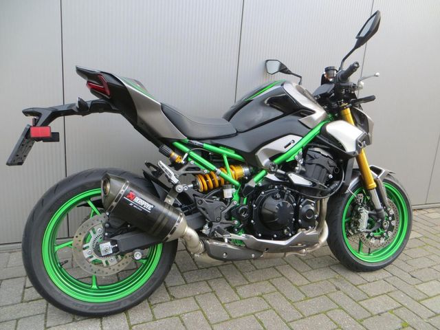 kawasaki - z900-se-performance