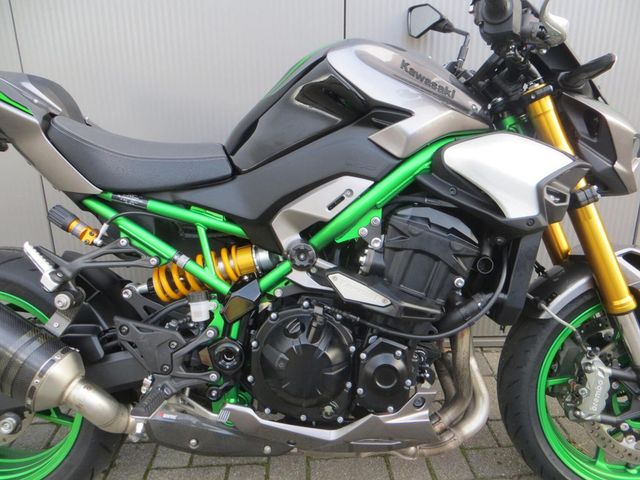 kawasaki - z900-se-performance