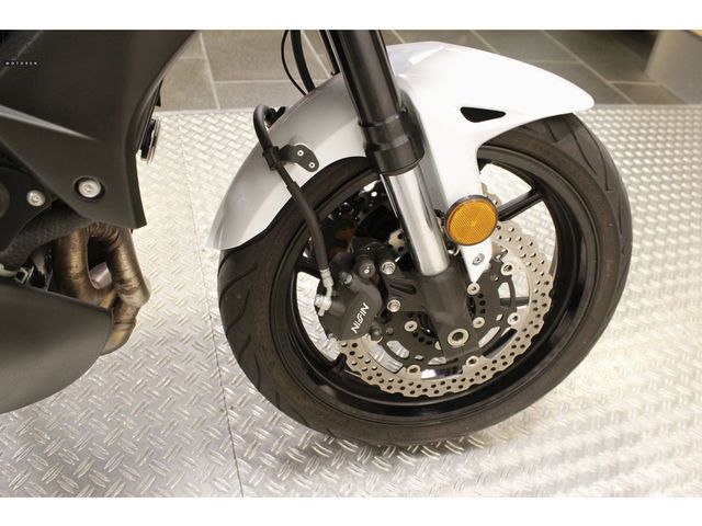 kawasaki - versys-650-abs