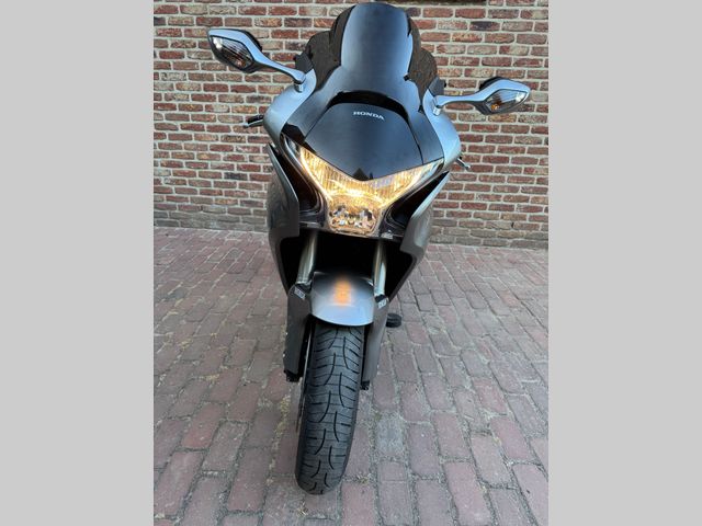 honda - vfr-1200-f-c-abs