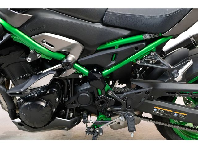 kawasaki - z900-se-performance