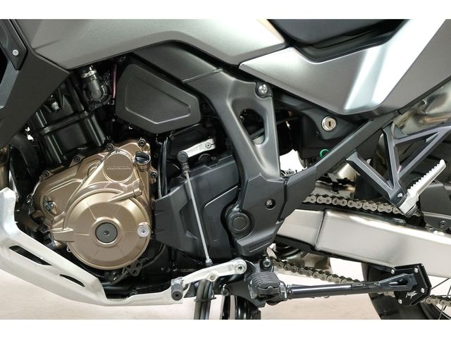 honda - crf-1100-l-africa-twin-adventure-sports