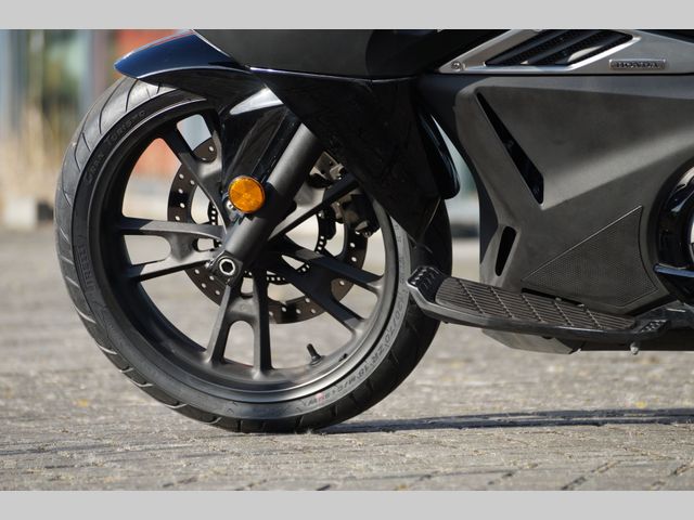 honda - nm4-vultus