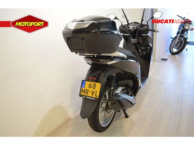honda - sh-300i---abs