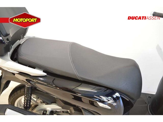 honda - sh-300i---abs