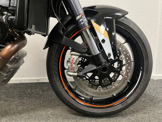ktm - 1290-super-duke-r