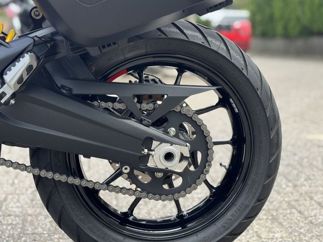 ducati - multistrada-v2-s