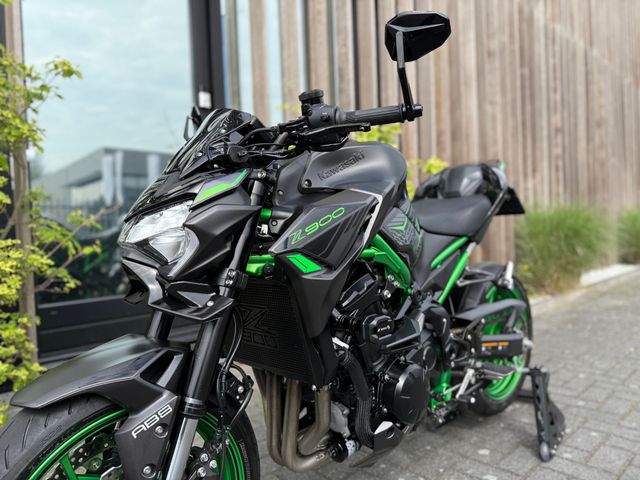kawasaki - z900