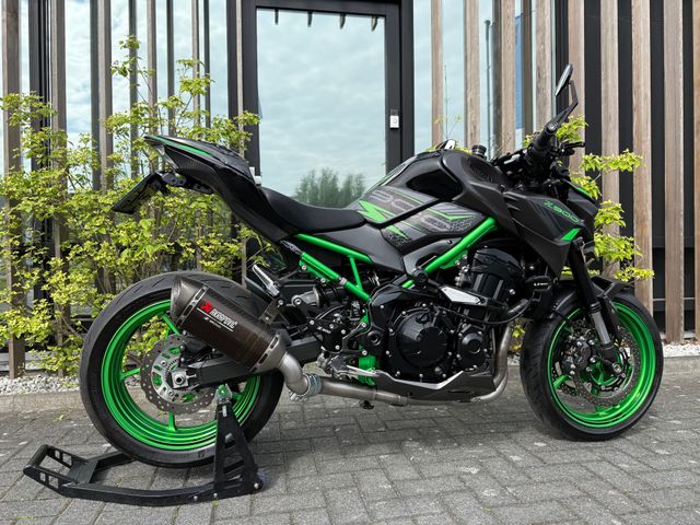 kawasaki - z900