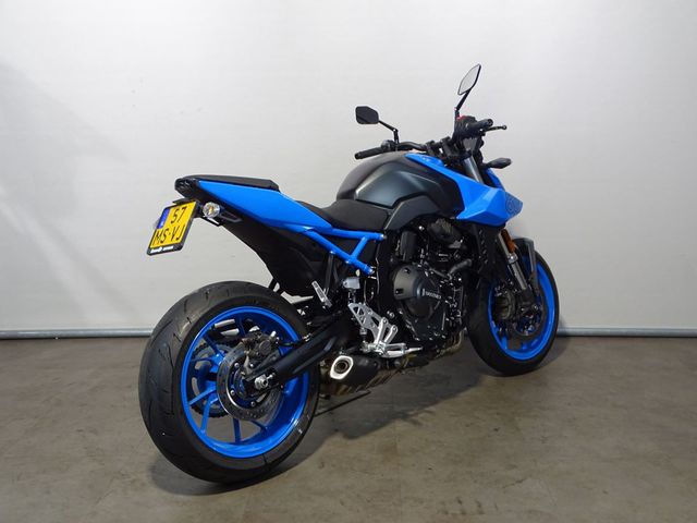 suzuki - gsx-8s