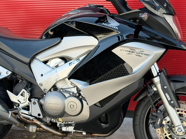 honda - vfr-800-x-crossrunner-abs