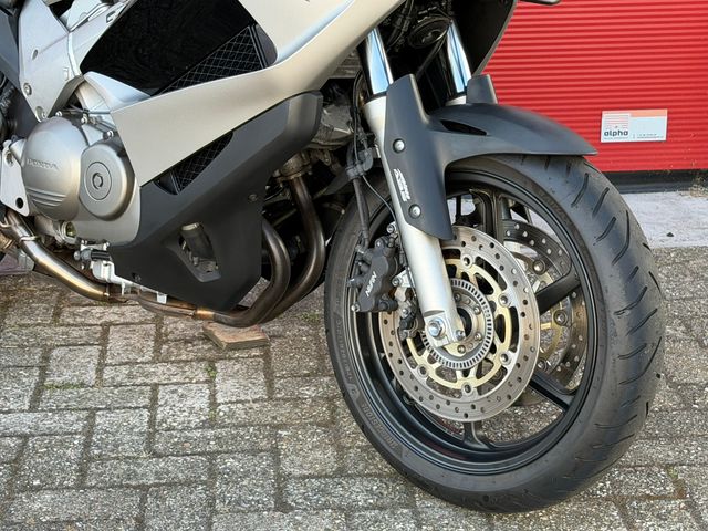 honda - vfr-800-x-crossrunner-abs
