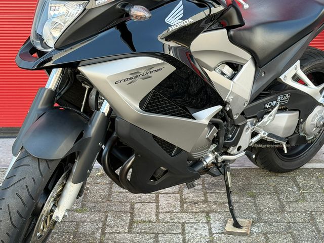 honda - vfr-800-x-crossrunner-abs