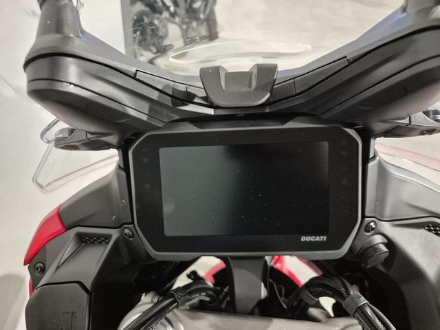 ducati - multistrada-v4