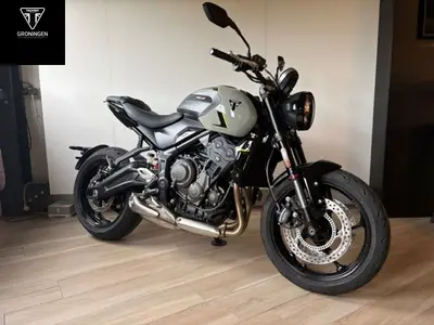 TRIUMPH TRIDENT 660 – foto 2