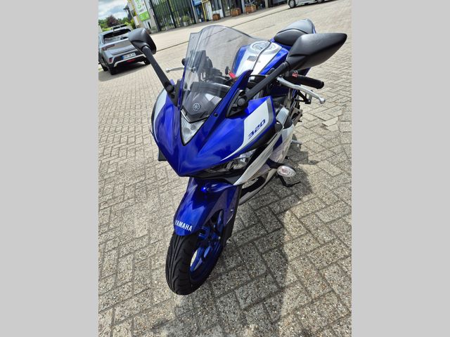 yamaha - r3