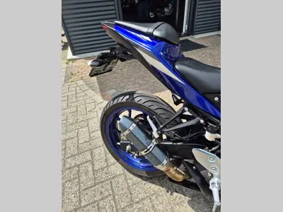 YAMAHA YZF R3 – foto 4