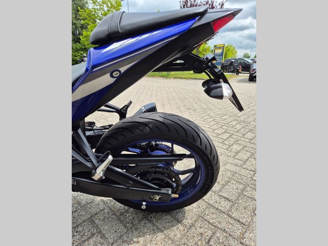 yamaha - r3