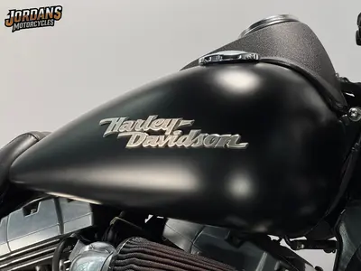 HARLEY-DAVIDSON STREET BOB FXDB – foto 2