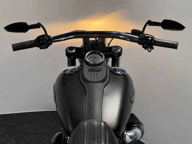 harley-davidson - street-bob-fxdb