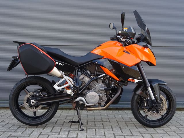 ktm - 990-supermoto-t