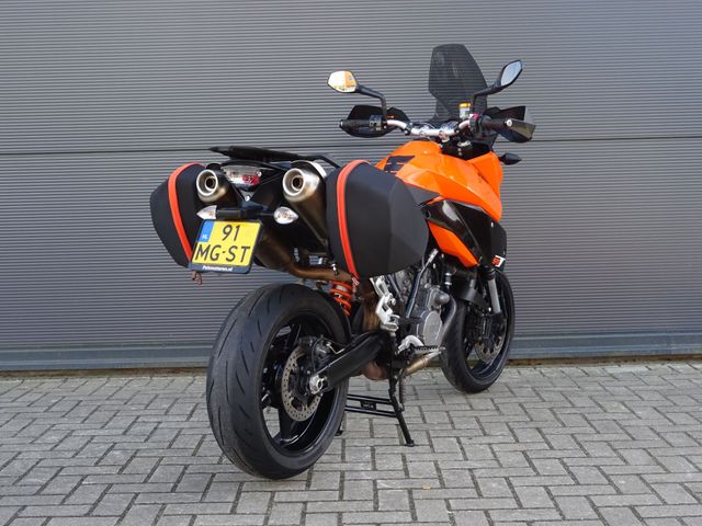ktm - 990-supermoto-t