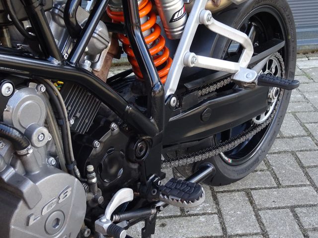 ktm - 990-supermoto-t