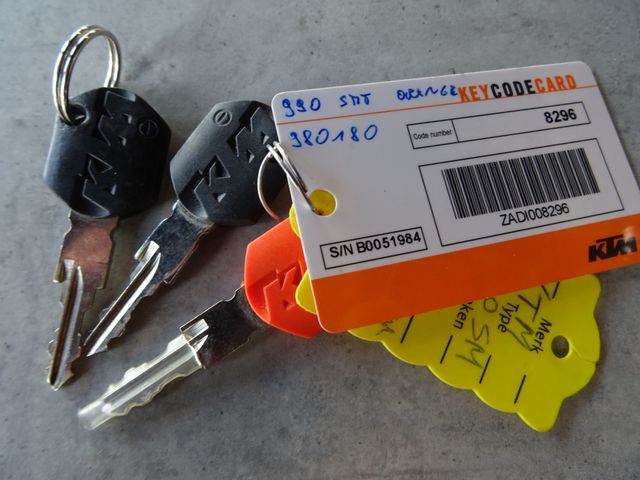 ktm - 990-supermoto-t