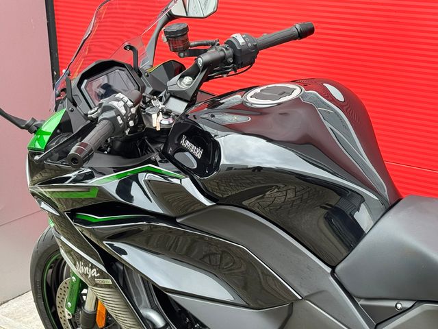 kawasaki - ninja-1000sx-tourer