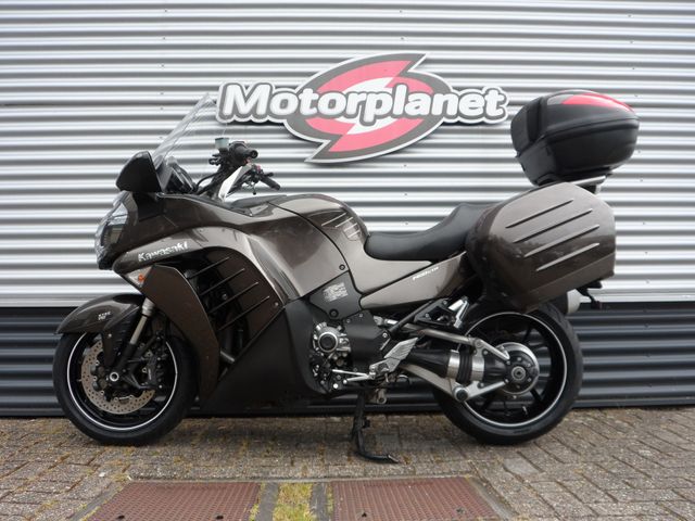 kawasaki - 1400-gtr