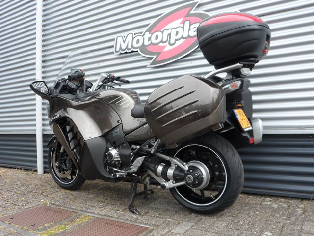 kawasaki - 1400-gtr