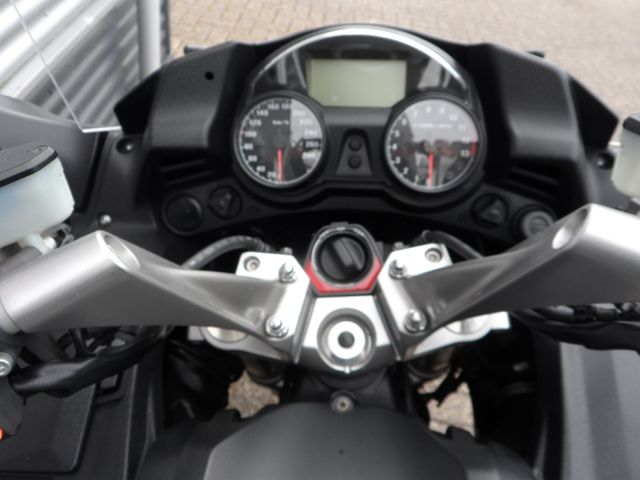 kawasaki - 1400-gtr