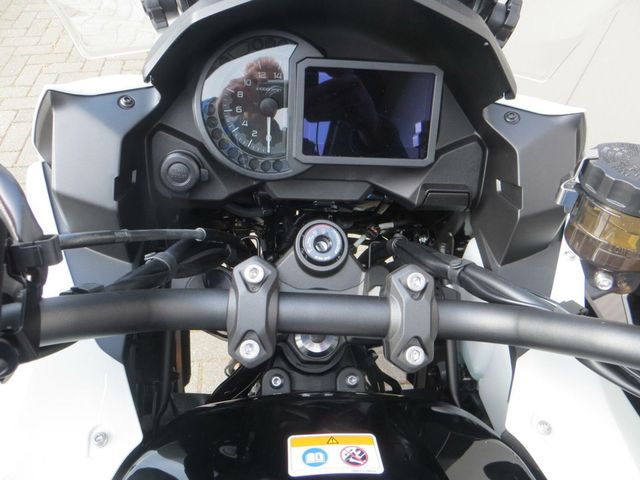 kawasaki - versys-1100-se