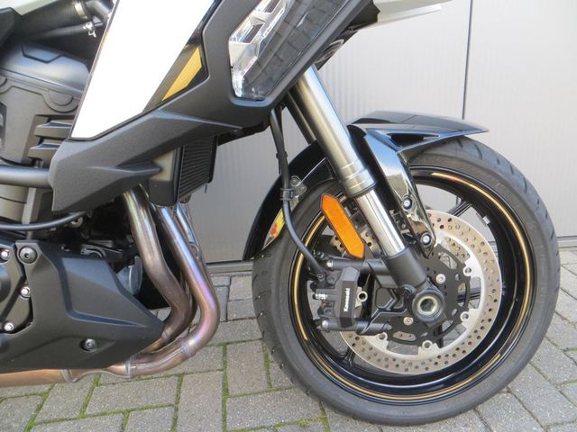 kawasaki - versys-1100-se
