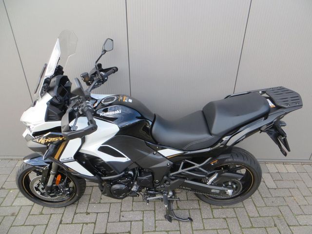 kawasaki - versys-1100-se