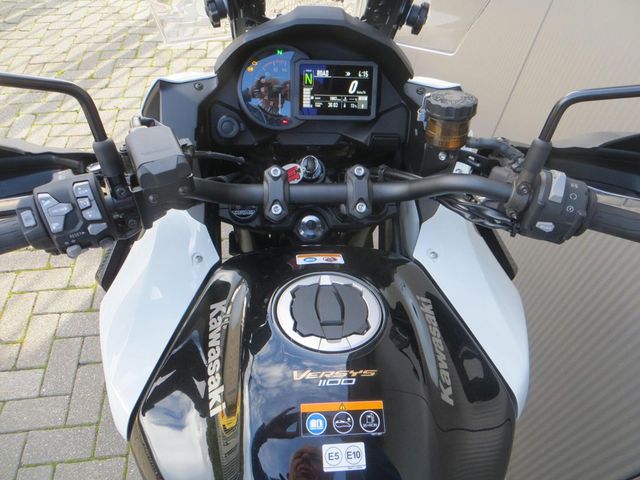 kawasaki - versys-1100-se