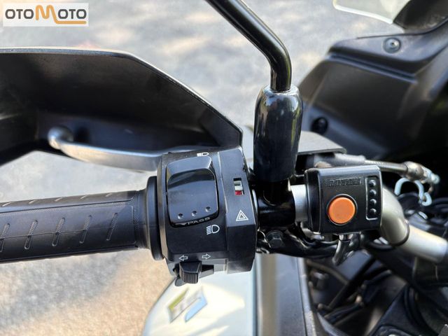 suzuki - v-strom-dl-650-abs-black-rhino