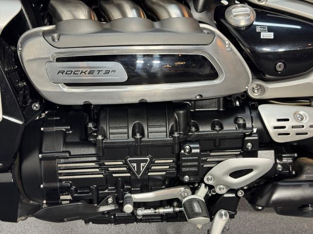 triumph - rocket-3-r