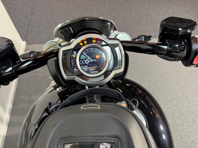 triumph - rocket-3-r