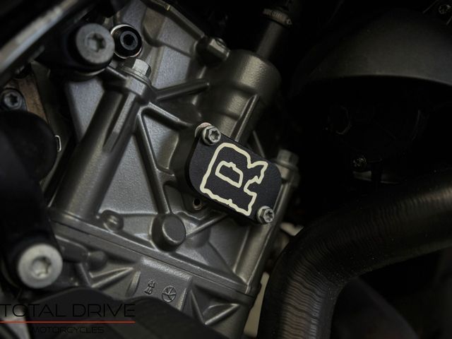 ktm - 1290-super-duke-r