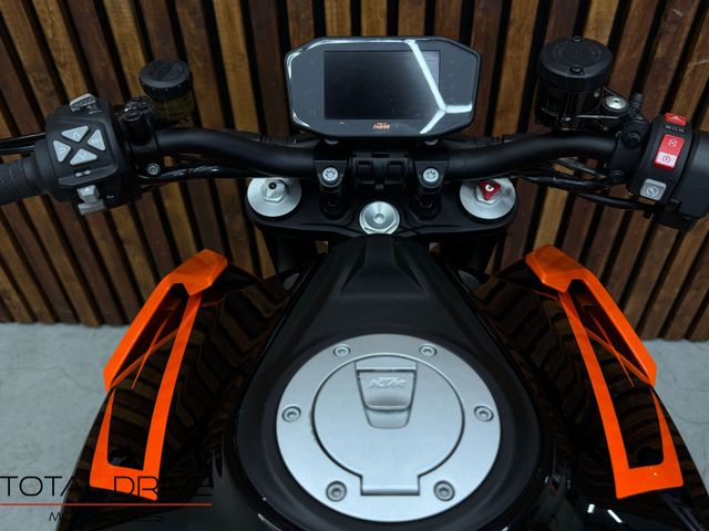 ktm - 1290-super-duke-r