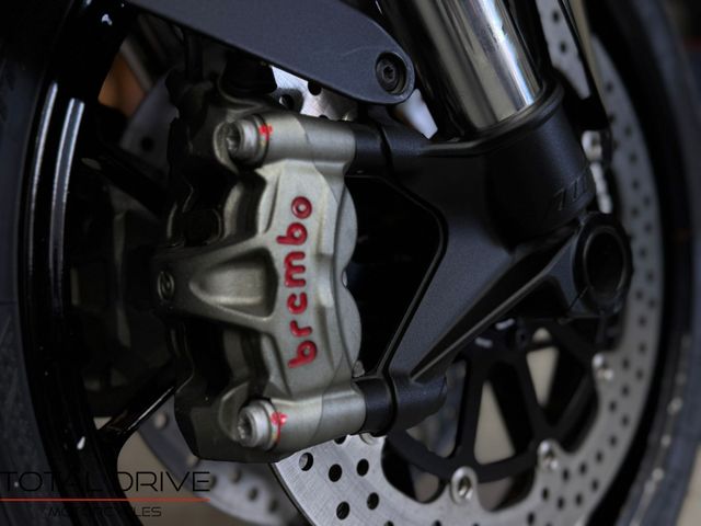 ktm - 1290-super-duke-r