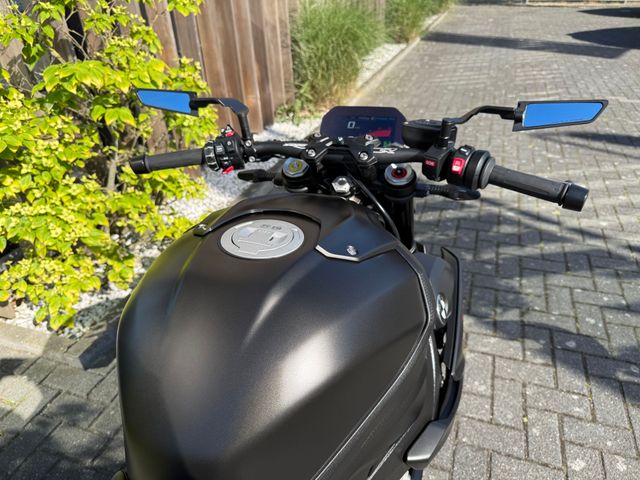 bmw - s-1000-r