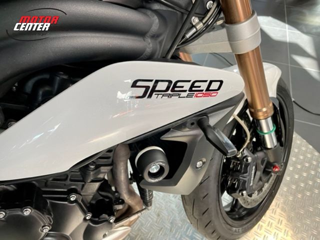 triumph - speed-triple-1050