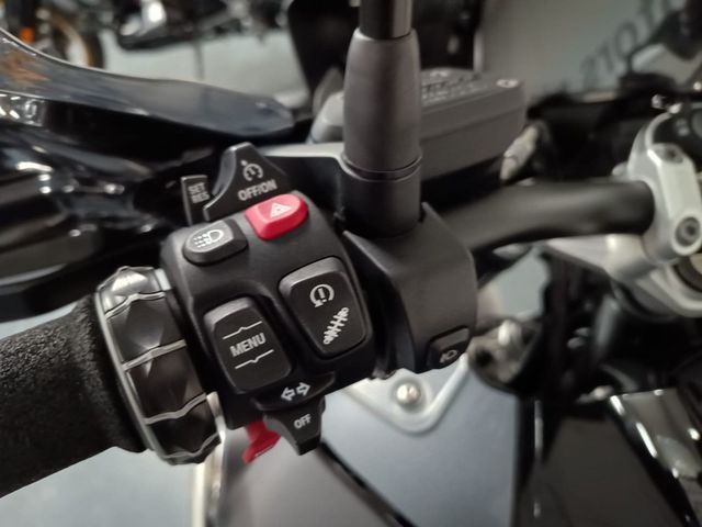 bmw - r-1250-gs-adventure
