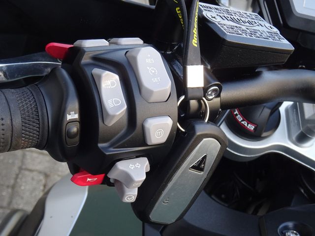 triumph - tiger-1200-xcx