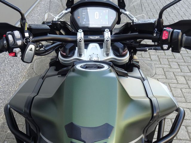 triumph - tiger-1200-xcx