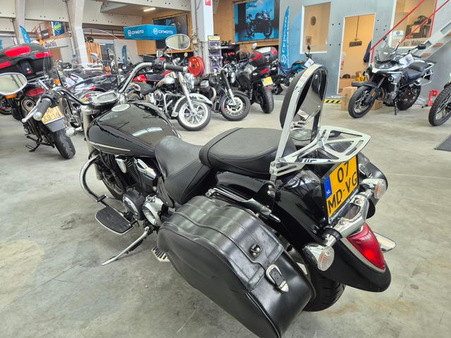 yamaha - xvs-1300-a-midnight-star